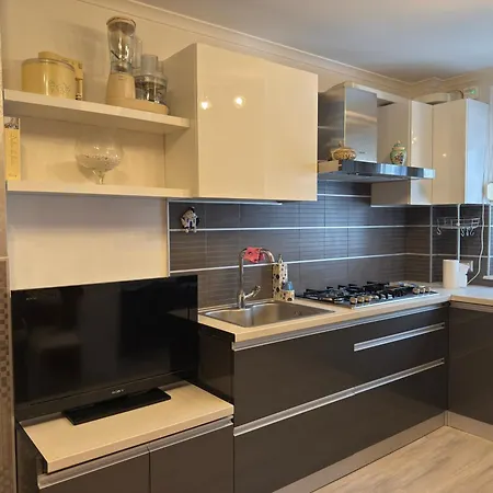 Apartment Comfortable 2 Bedrooms Titan By Chr Luxury